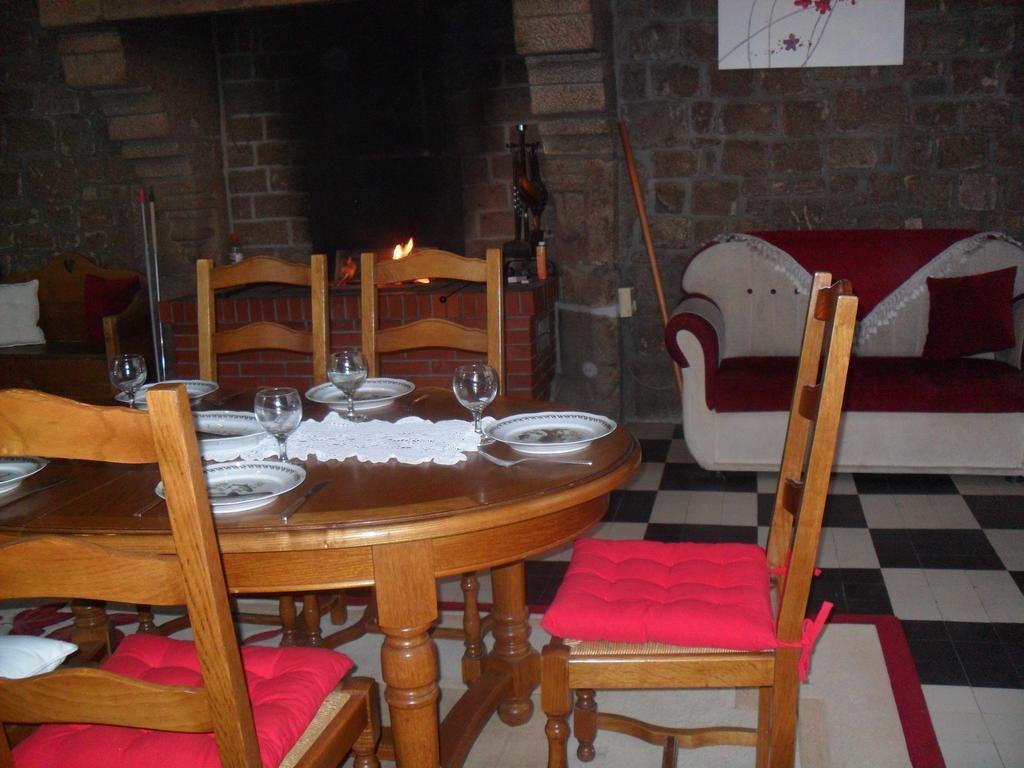 Gite De Peche Saint-Ellier-du-Maine Room photo