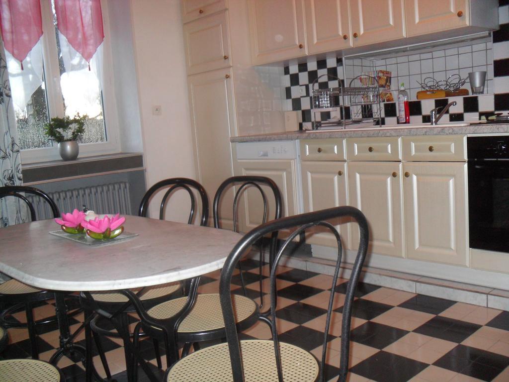 Gite De Peche Saint-Ellier-du-Maine Room photo